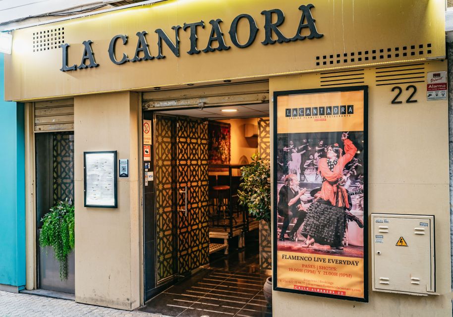 Seville: Flamenco Show With Drink at Tablao La Cantaora - Captivating Performance Highlights