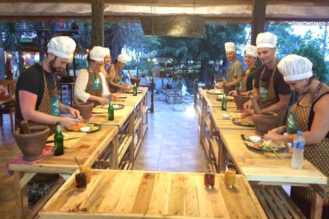 Short Authentic Lunch Cooking Class With Thai Master Chef at Sukho Cuisine Lanta - Pricing and Additional Information