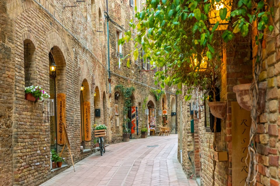 Siena San Gimignano Private Full-Day Tour by Deluxe Car - Tour Description