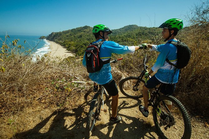 SINGLETRACK MOUNTAIN BIKE - Guided Through the Jungle - Booking Information