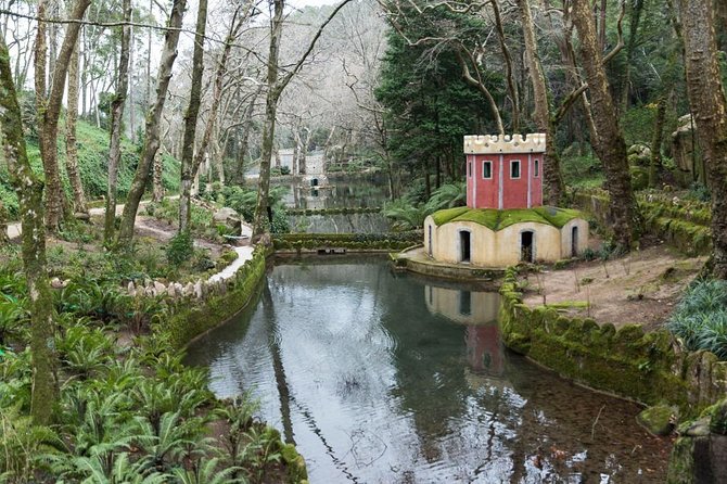 Sintra Private 1-Hour Sightseeing Ride to Pena Palace - Common questions