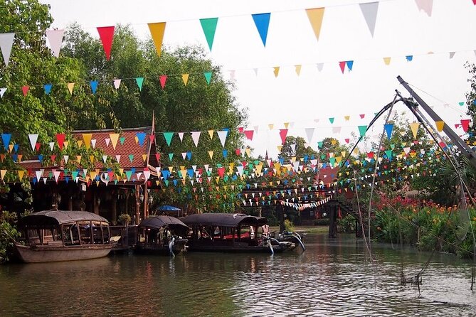 Skip the Line Admission Ticket: Ayutthaya Floating Market - Directions