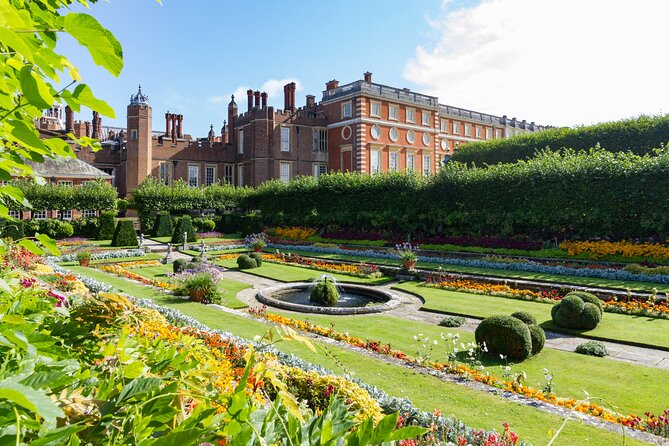 Skip-The-Line Hampton Court Palace From London by Car - Insider Tips for a Smooth Experience