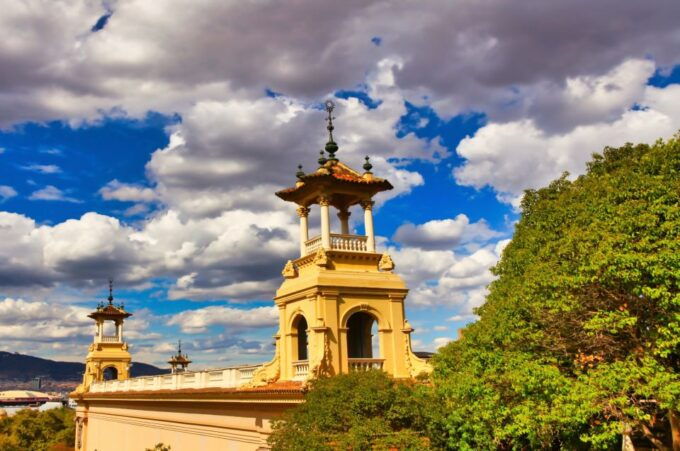 Skip-The-Line Montjuïc Castle Tour With a Cable Car Ride - Tour Highlights and Inclusions