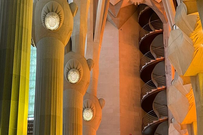 Skip the Line: Park Güell & La Sagrada Familia Guided Tour - Customer Reviews