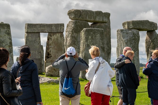 Stonehenge Tour From Southampton to London - Booking and Pricing