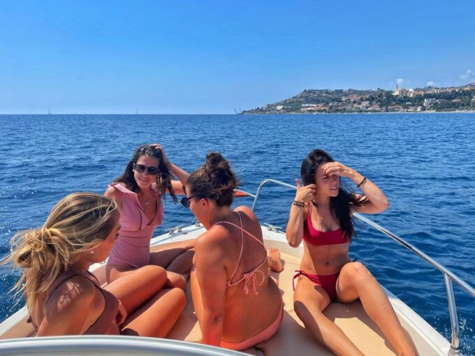 Taggia: Sanremo Sightseeing Speedboat Tour With Swim Stops - Itinerary