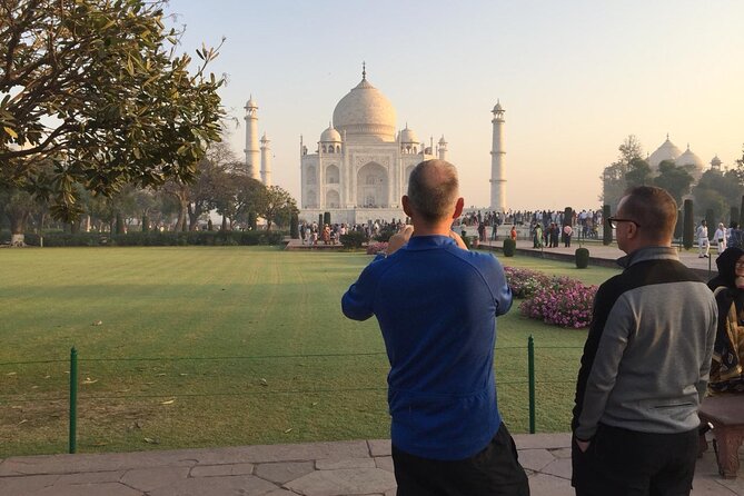 Taj Mahal Day Tour - Mobile Ticket and Transportation