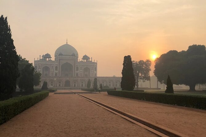Taj Mahal Overnight Trip From New Delhi - Common questions