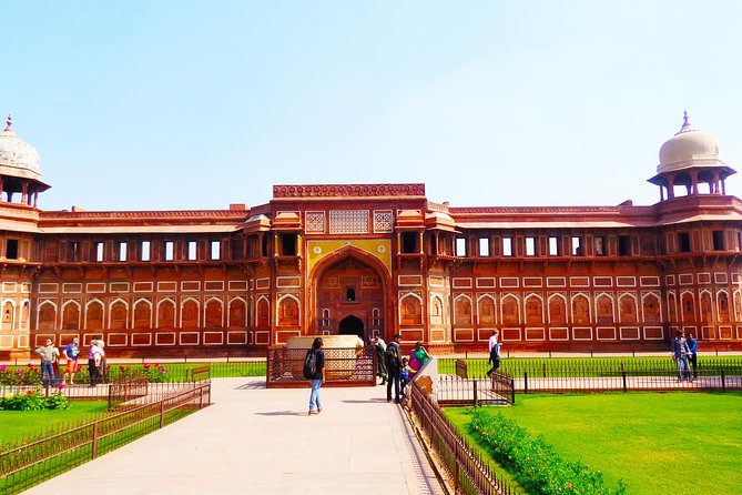 Taj Mahal Sunrise and Agra Overnight Tour From Hyderabad - Customer Reviews