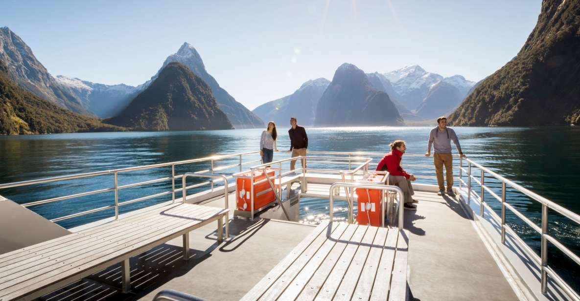 Te Anau: Milford Sound Bus, Cruise, Observatory, & Lunch - Review Summary