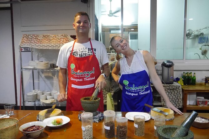 Thai Cooking Class With Local Market Tour in Chiang Mai - Customer Support and Assistance