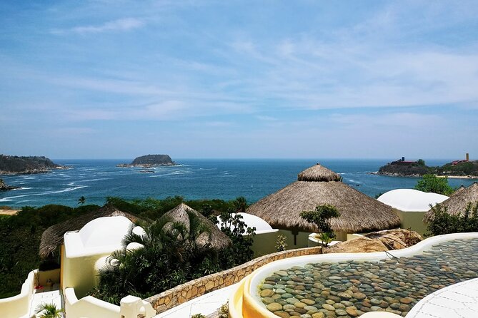 The Bays of Huatulco and Its Beautiful Surroundings Areas. - Logistics and Meeting Points