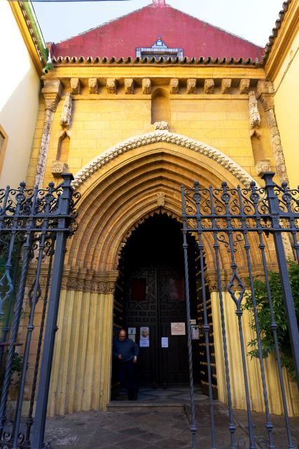 The Heritage of Seville Beautiful 2-Hours Walking Tour - Exploring Sevilles Heritage