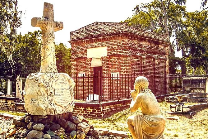 The Hidden Gem Cemetery Tour of Laurel Grove - Booking and Cancellation Policies