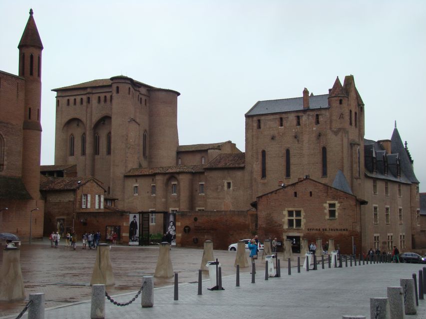 Toulouse to Carcassonne & Albi: Private Sightseeing Tour - Inclusions