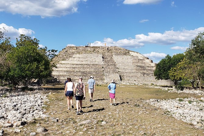 Tour Chichen Itza - Cenote - Izamal From Valladolid - Expertise of Tour Guides