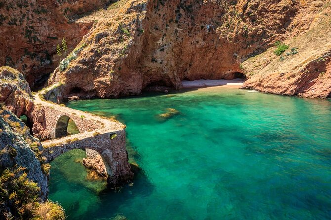 Tour of the West and Berlengas Island - Meal and Refreshment Options