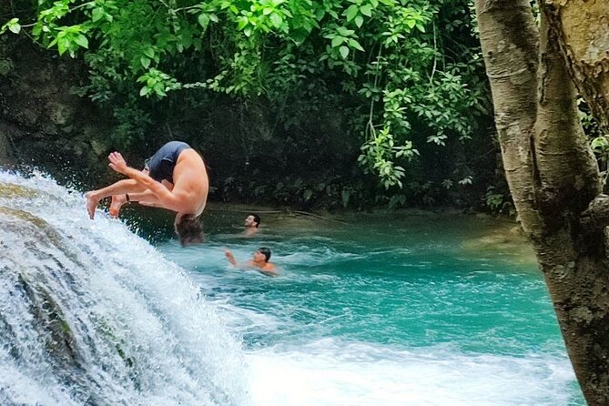 Tour to Copalitilla Magical Waterfalls From Huatulco With Admission Included - Ethical Tourism Considerations