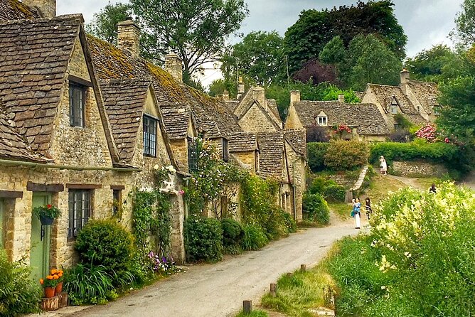 Tour to Stratford & the Cotswolds From Cambridge by Roots Travel - Cancellation Policy Details