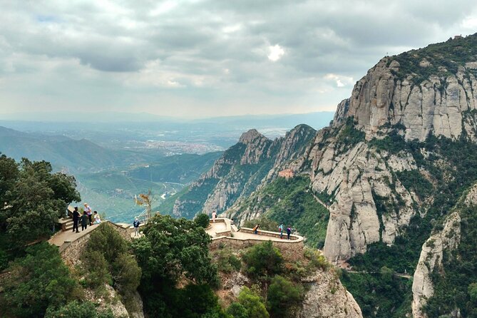 Touristic Highlights of Montserrat on a Private Half Day Tour With a Local - Flexible and Personalized Itinerary