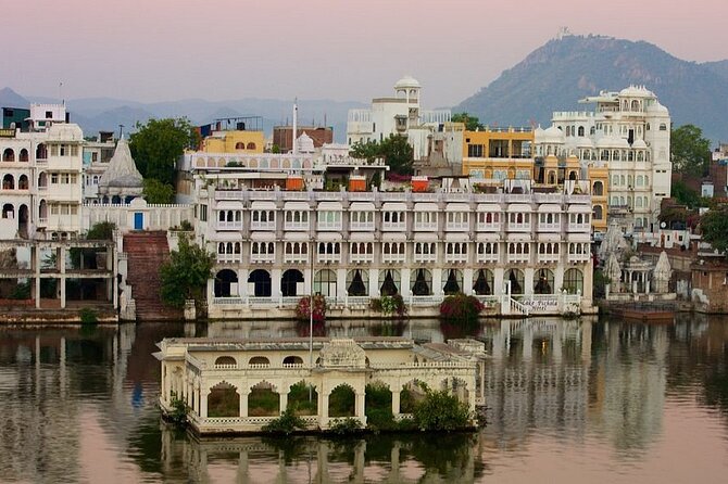 Udaipur to Jodhpur Drop With Stop at Kumbhalgarh Fort & Ranakpur Jain Temple - Visit to Kumbhalgarh Fort