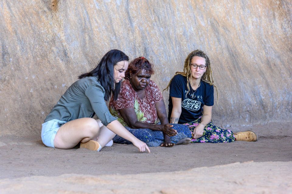 Uluru: Aboriginal Art & Culture Experience - What to Bring