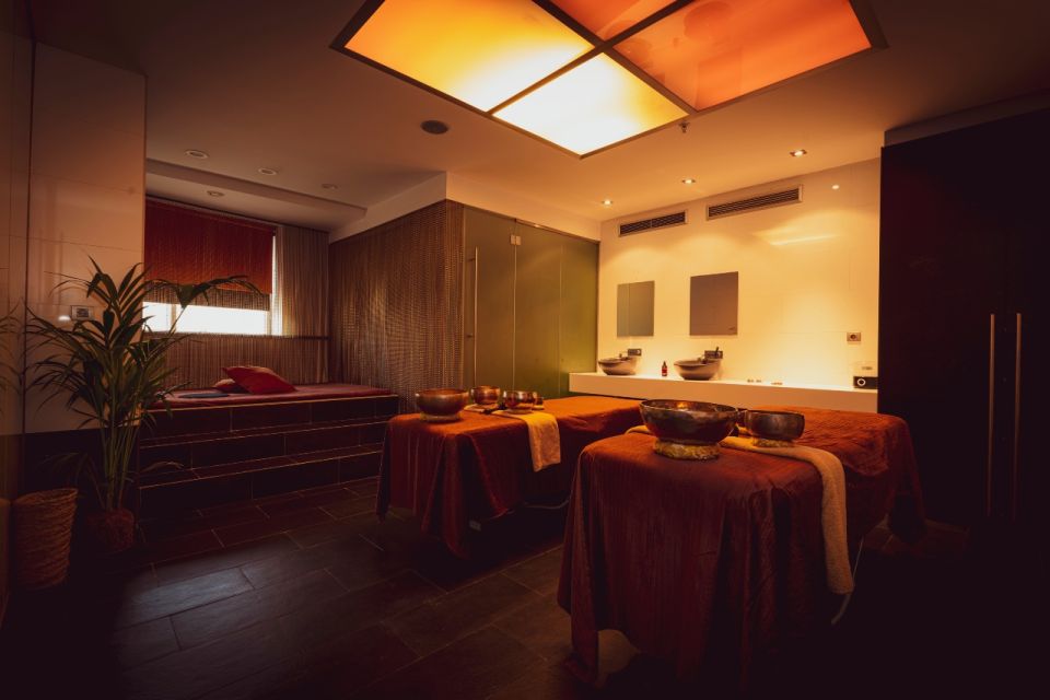 Valencia: Spa Cobre 29 Wellness Experience at Hotel Meliá - Location and Ratings