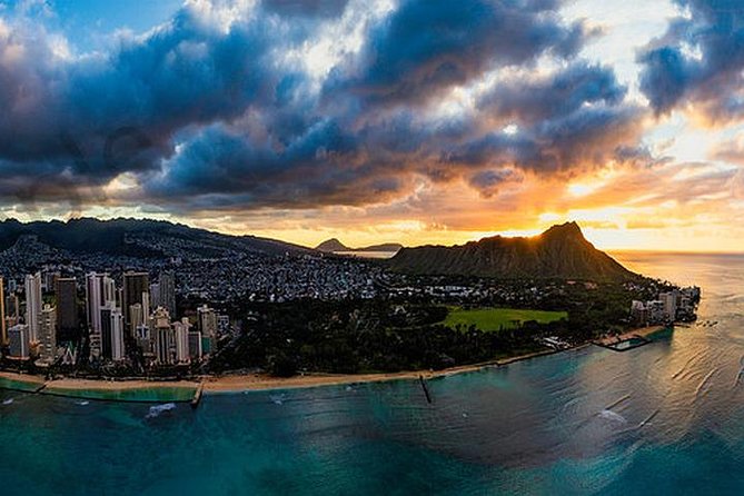 Waikiki: Early Morning, Sunrise Tour  - Honolulu - Culinary Delights at Leonards Bakery