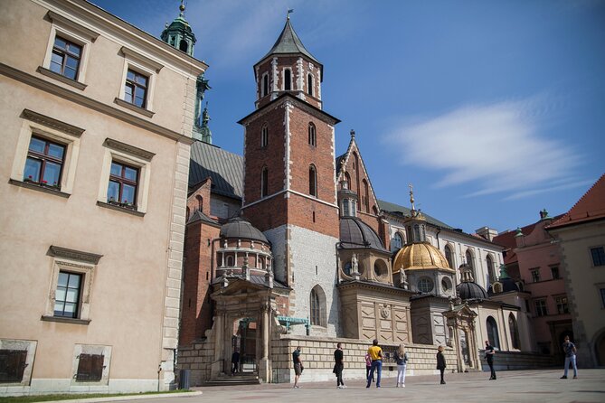 Wawel Hill Private Walking Tour in Your Chosen Language - Exclusive Access Details