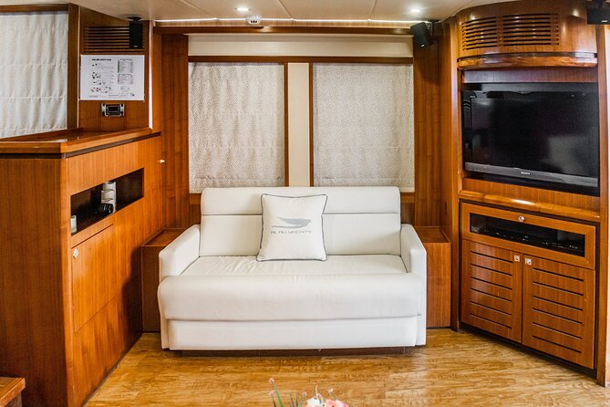 Yacht Rental in Dubai Majesty 63ft - Cancellation Policy