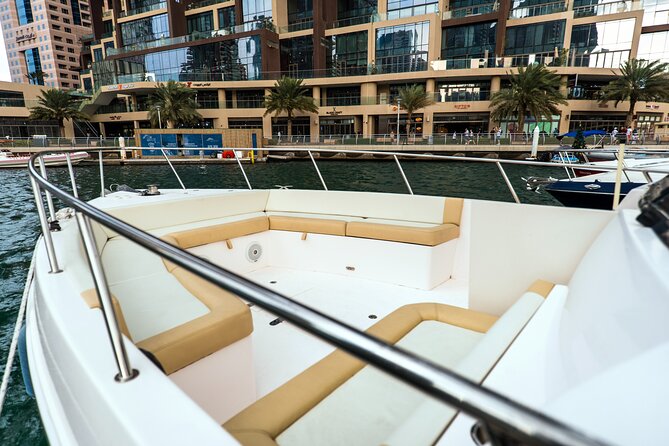 Yachting in Dubai: Book 36 Ft Yacht Charter up to 10 People - Customer Support and Reviews