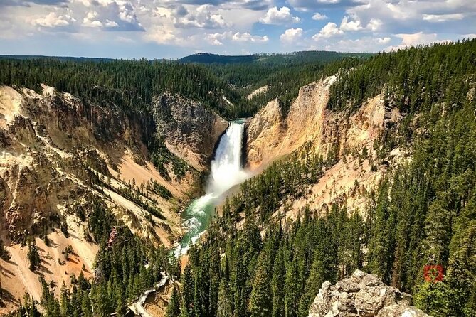 Yellowstone and Grand Teton Audio Driving Tour - GuideAlong App Preview