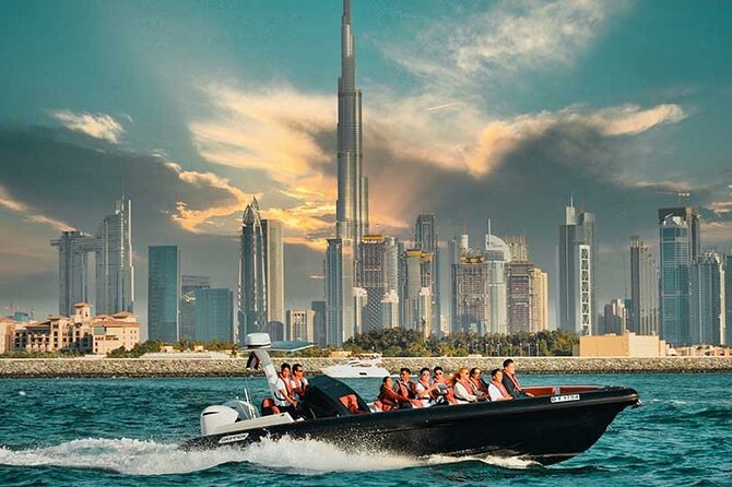 1-Hour Dubai Tour by Black Boat - Additional Languages Offered