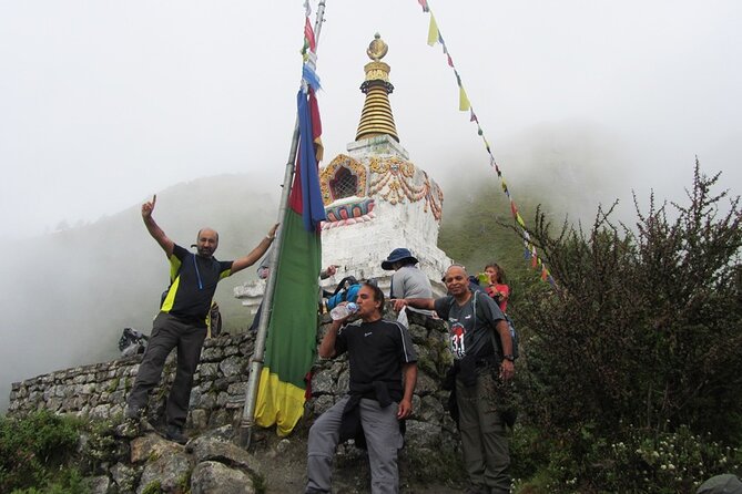 12 Days Everest Base Camp Trek - Local Guides and Porters