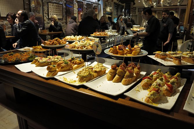 25 - 3 Hours Private Guided Tapas Walking Tour in Seville - Tour Highlights