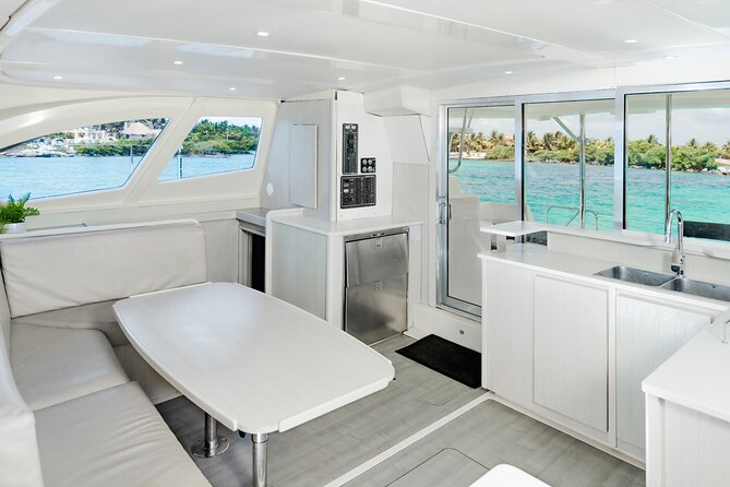 4-Hour Private 44 Leopard Luxury Catamaran Tour W/ Food, Open Bar & Snorkeling - Pricing & Details