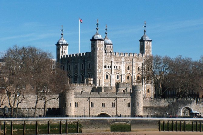 4 Hour Private Guided Tour: Tower Of London and Tate Modern - Group Size Options