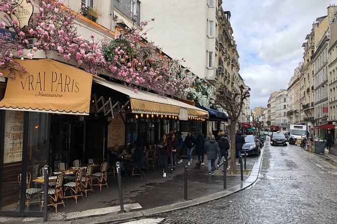 4 Hours Paris Private Montmartre Walking Tour and Seine River Cruise - Viator Assistance