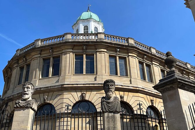 A Guide to the City of Dreaming Spires: A Self-Guided Audio Tour of Oxford - Historical Insights Shared