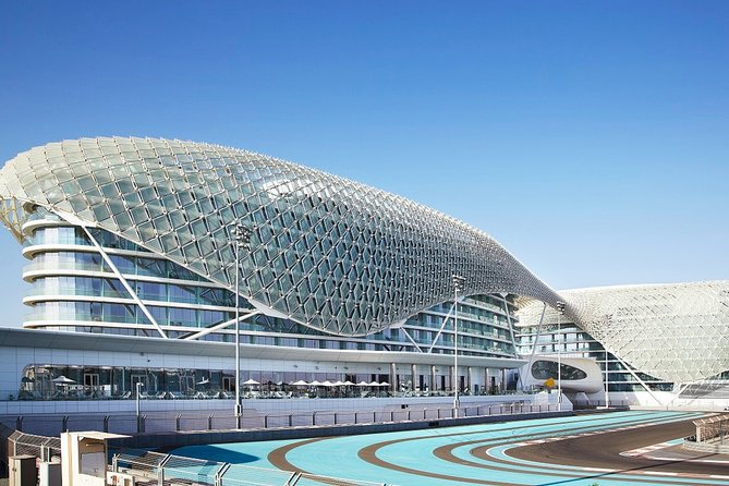 Abu Dhabi Airport Transfers : Airport AUH to Abu Dhabi City by Luxury Van - Directions for Booking