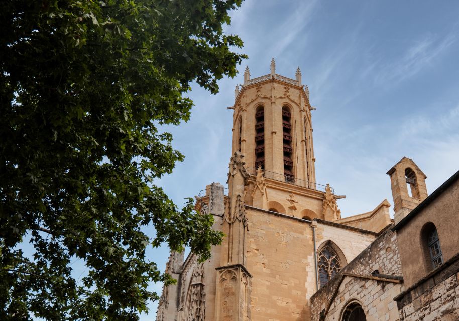 Aix-En-Provence City Tour With Wine and Cheese & Luberon - Tour Itinerary