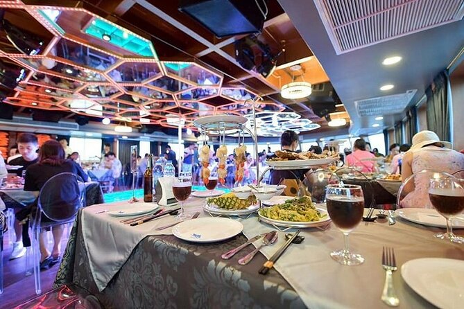 All Star Cruise Pattaya - Entertainment and Shows