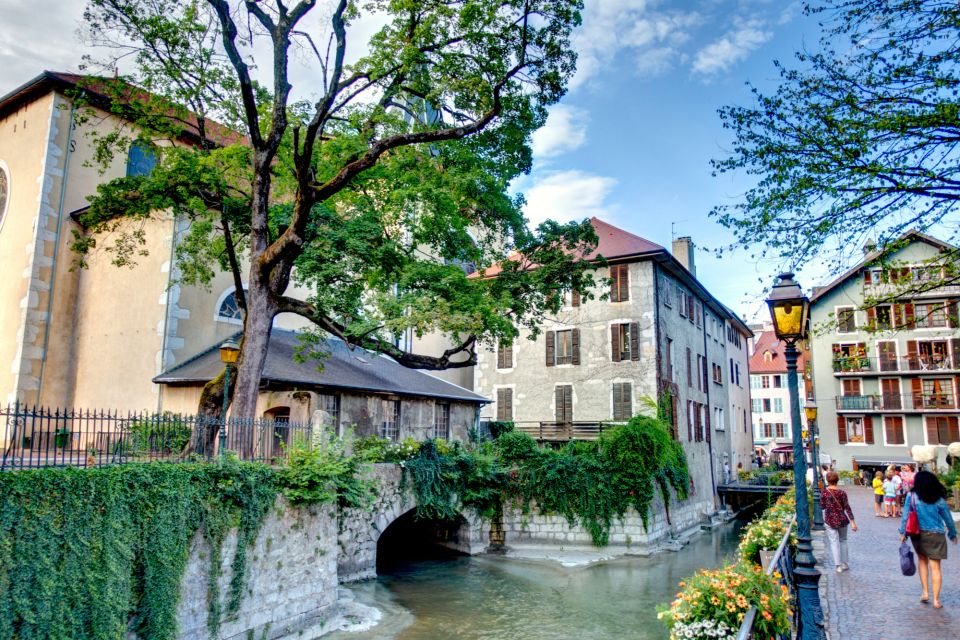 Annecy: City Highlights Self-Guided Scavenger Hunt & Tour - Customer Reviews