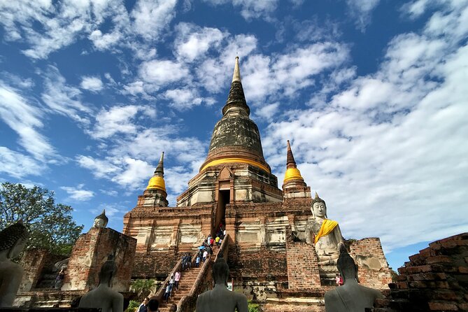 Ayutthaya Private Sunset Boat Ride and Famous Temples Tour - Common questions
