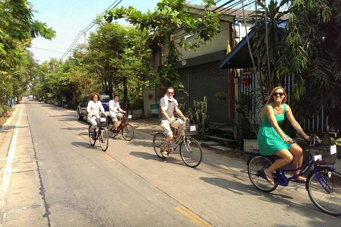 Bangkok Green Lung Jungle Bike Tour With Lunch and Boat Ride - Common questions