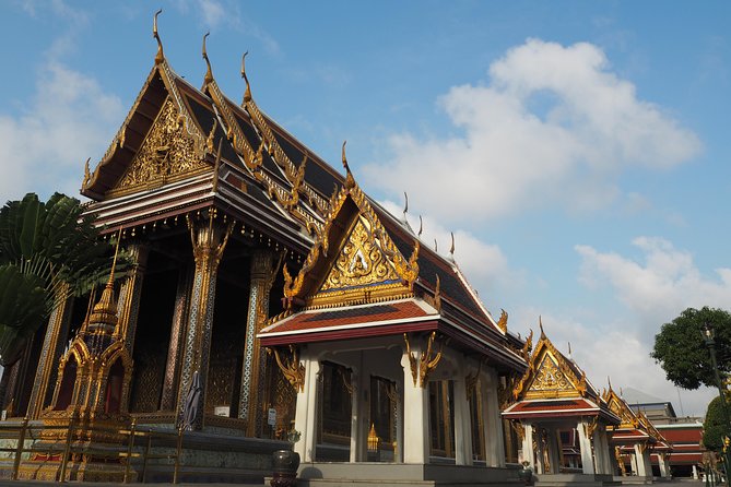 Bangkok Must Visit Sights - Common questions