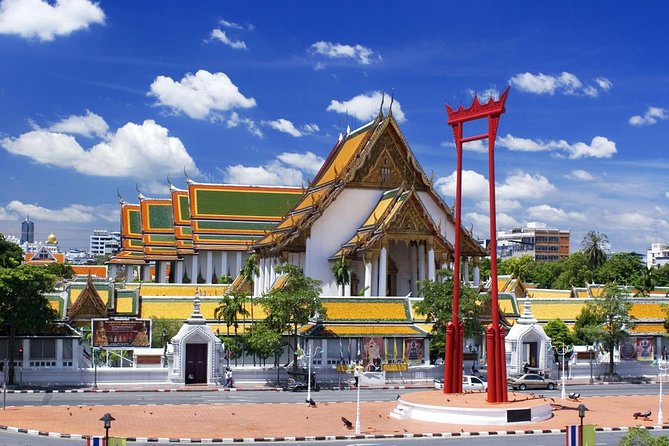 Bangkok Old Town City Tour With Wat Suthat, Wat Saket & Wat Ratchanadda - Common questions