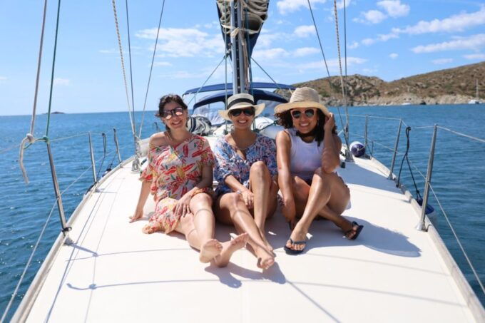 Barcelona 2h Private Sailing Tour With Local Skipper - Additional Information