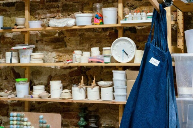 Barcelona: Artisan Ceramic Making Experience Workshop - Location Details